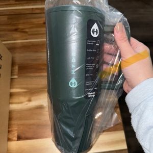 NWT HYDROJUG TRAVELER PINE